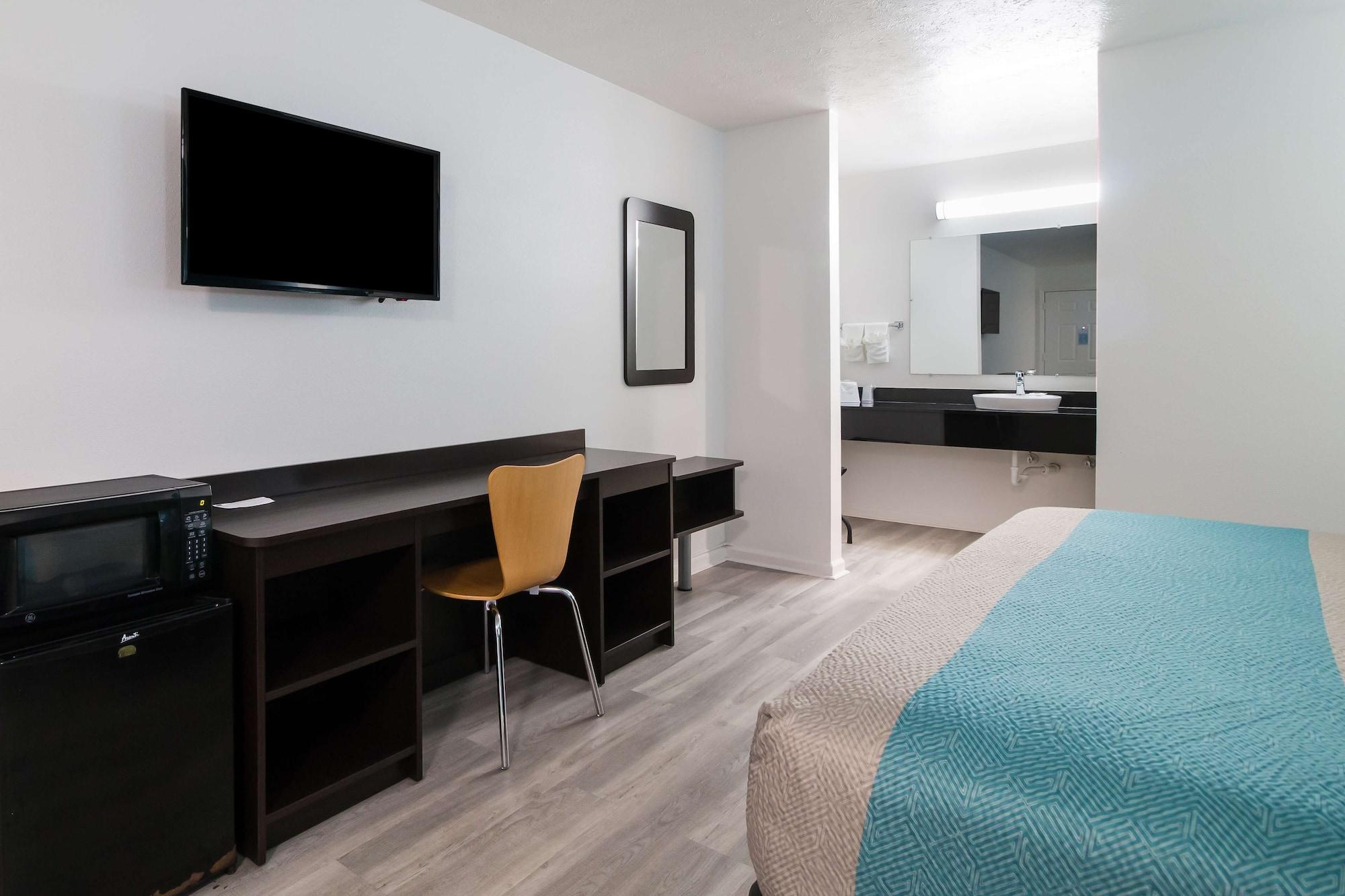 Motel 6-Metropolis, Il Zewnętrze zdjęcie