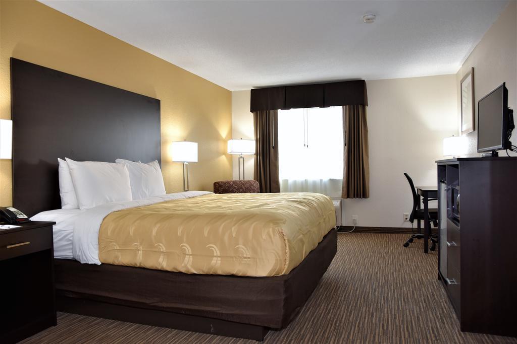 Motel 6-Metropolis, Il Zewnętrze zdjęcie