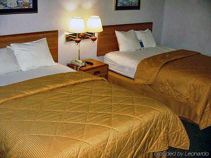 Motel 6-Metropolis, Il Zewnętrze zdjęcie