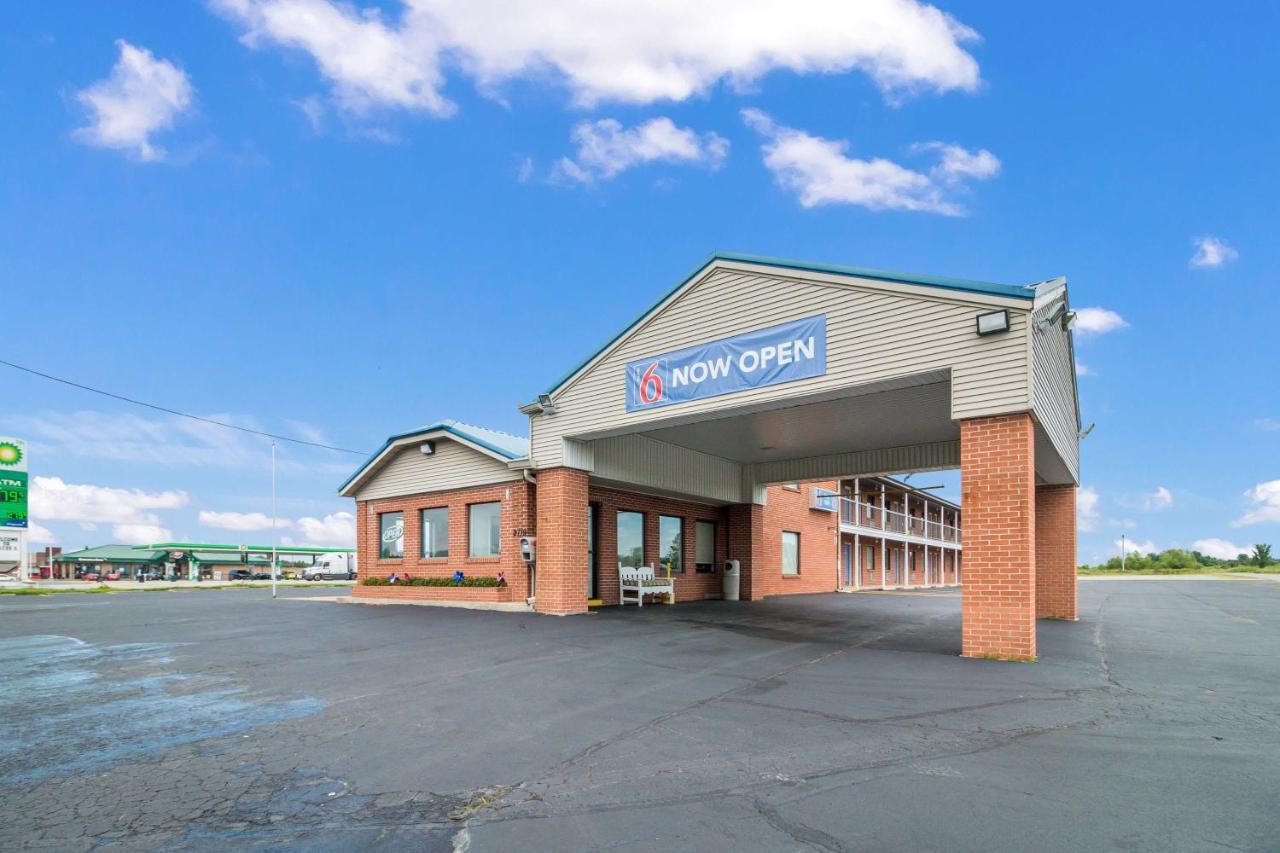 Motel 6-Metropolis, Il Zewnętrze zdjęcie